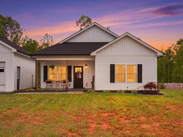 7793 Village Highway