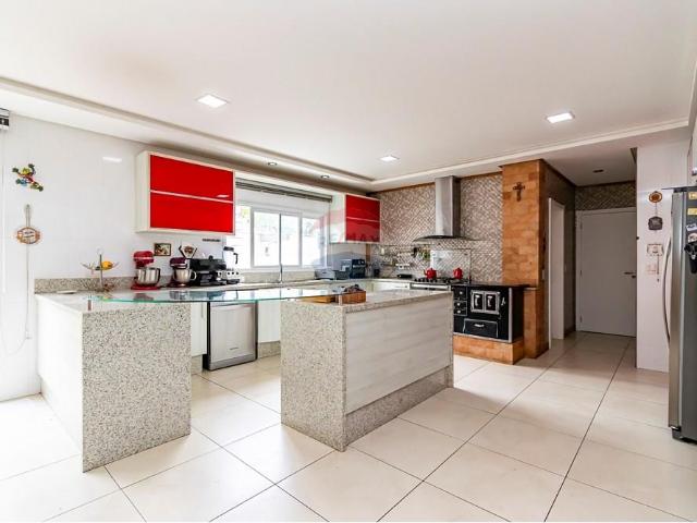 779 Área Útil Casa Alugar, 7 Dormitórios localizado em Bacacheri, Curitiba, Paraná, 82510370 | Brasil