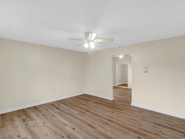 7807 Walnut
