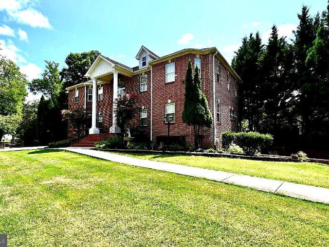 7801 Ridgewood Dr, Annandale, VA 22003 | MLS #VAFX2299