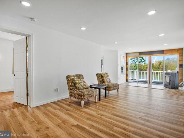 7801 Waterview