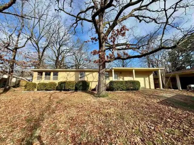 7802 BONNIE BRAE RD, LITTLE ROCK, AR 72227