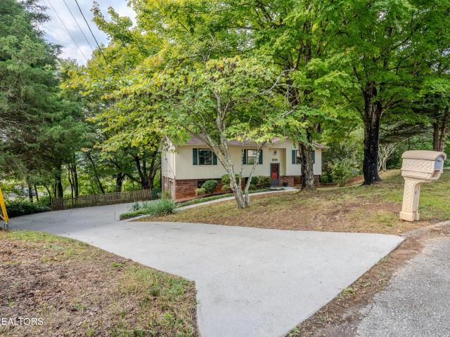7803 Binfield Court
