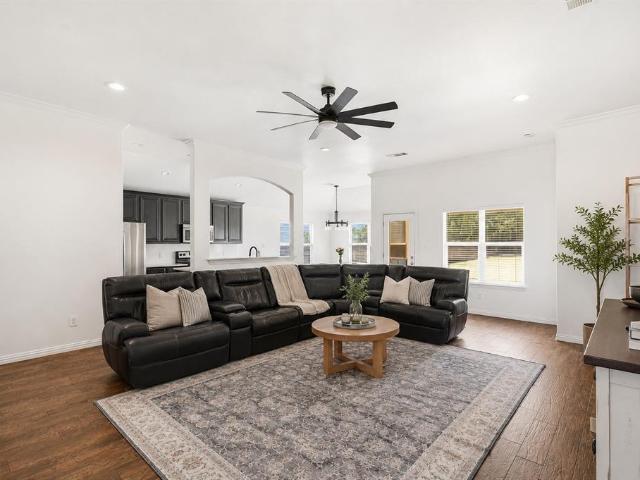 780 Countryside Drive