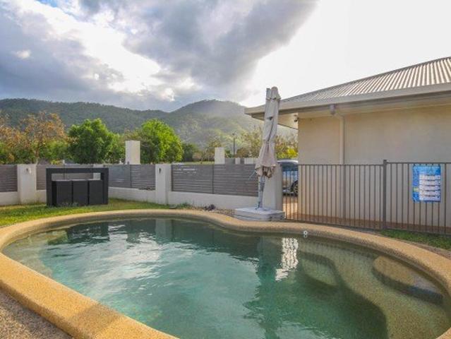 $780 per week 4 Bedroom, Rumpus Room & Pool