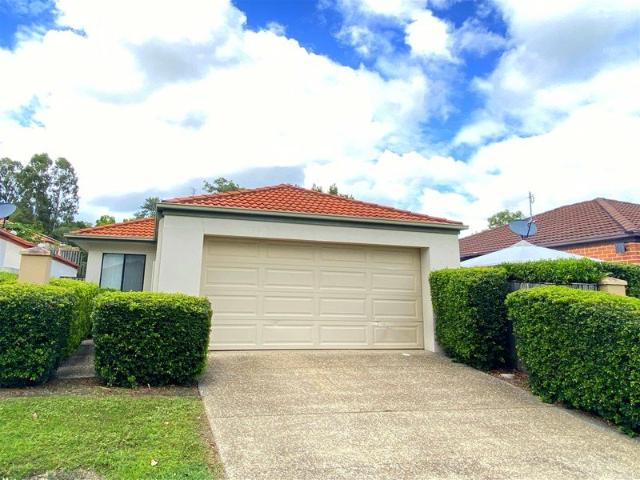 $780 per week Break Lease