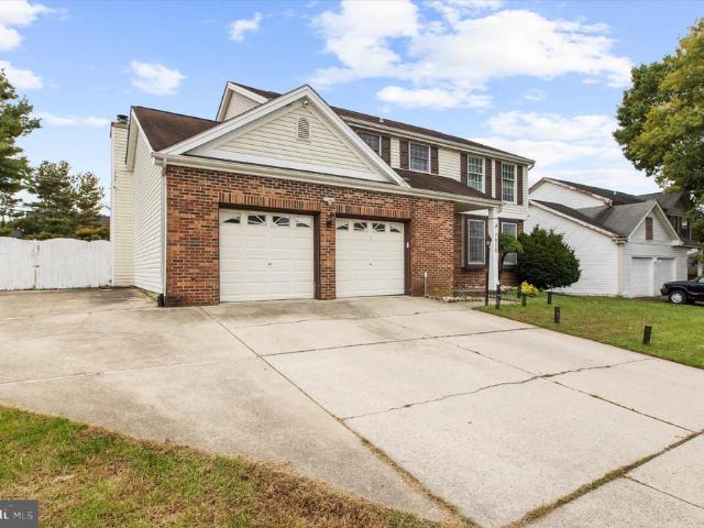 7815 Golden Pine Circle