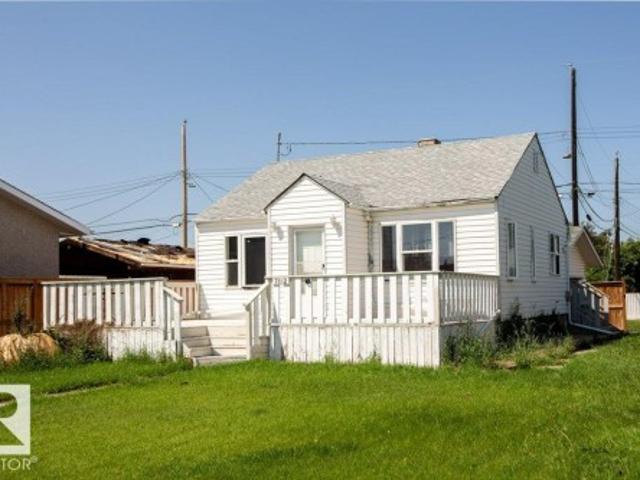 7812 Avenue Nw, Edmonton, AB, T5C 1T7 house for sale | Listing ID E4504 | Royal LePage