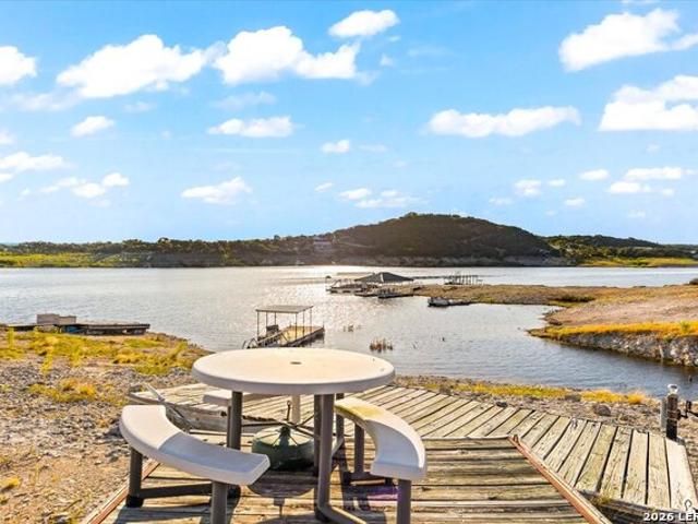 781 Lookout Dr