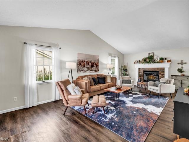 7822 Bellflower Road