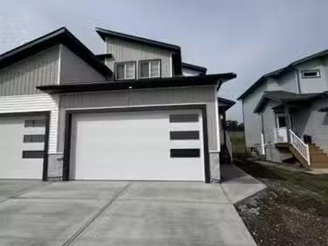7822 91 Street, Grande Prairie, AB, T8X 0W3 house for lease.