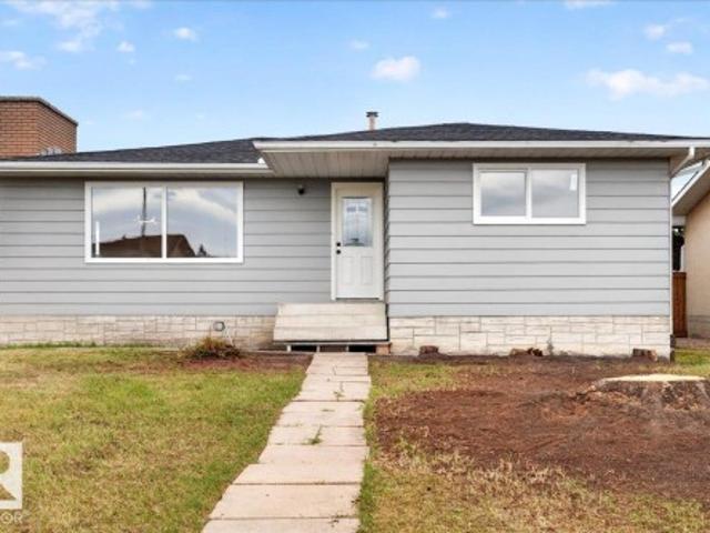 7823 Avenue Nw, Edmonton, AB, T5C 2T8 house for sale | Listing ID E4508 | Royal LePage