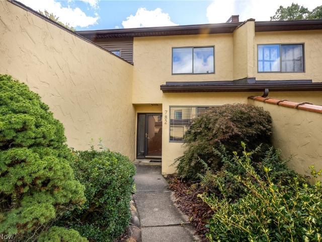 782 Hampton Ridge Drive