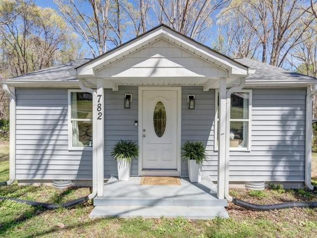 782 Mount Ararat Rd, Clarksville, VA 23927