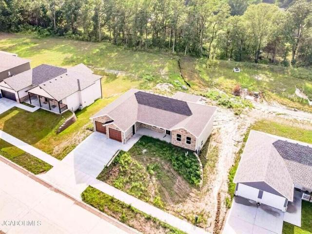 782 vine dr