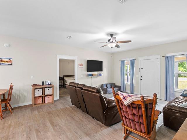 7844 S State Highway 109