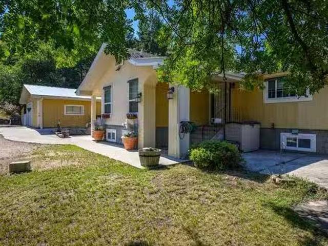 7848 Okanagan Landing Bench Road, Vernon, BC, V1H 1H3 house.