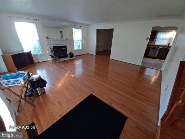 7852 Crossbay Drive