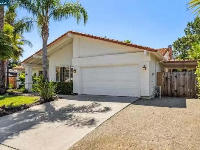 785 BLOCHING CIR, CLAYTON, CA 94517