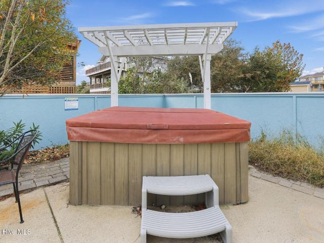 786 Crown Point Circle