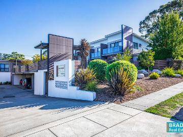 Woden, Weston Creek, Yass Valley, Victoria