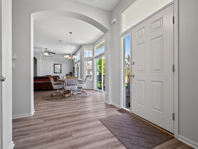 786 White Tail Way