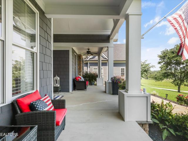 7876 Hines Valley Rd