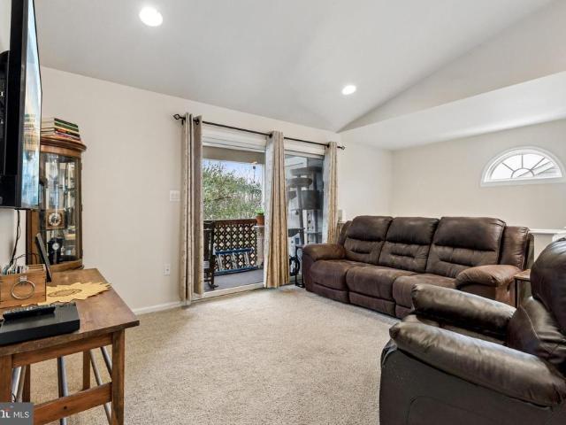 7876 Waverley Mill Court
