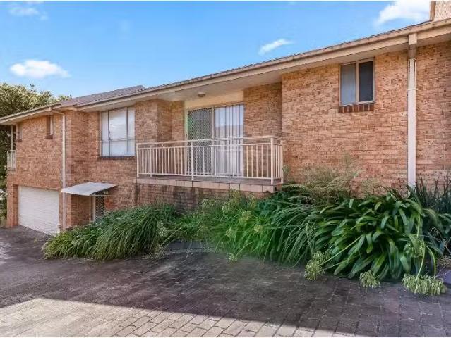 7/87 Bonds Road, Peakhurst Townhouse for rent Listed by Riley.