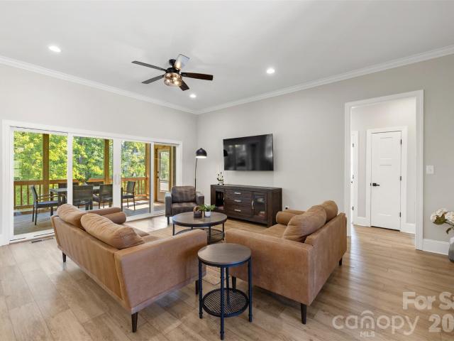 787 Morrison Farm Road