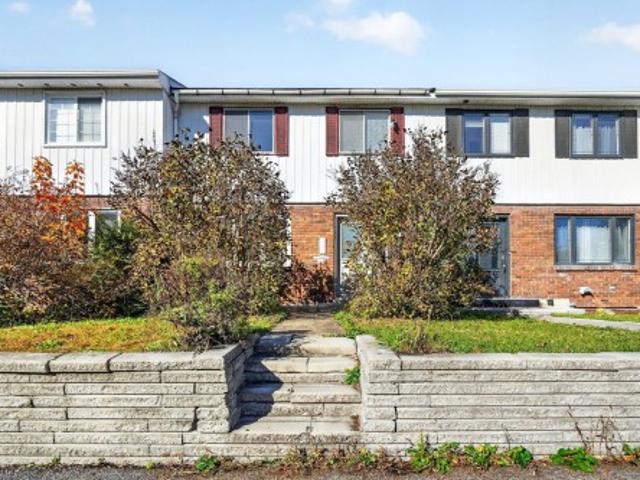 787 Rue Dubuisson, Longueuil Le Vieux Longueuil, QC, J4L 2S8 house for sale | Listing ID 25857 | Royal LePage