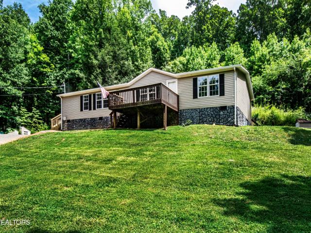 7880 Hickory Nut Way