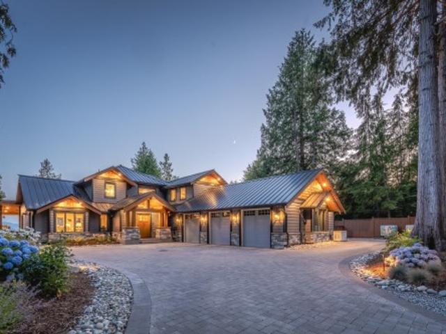 7893 Redrooffs Road, Halfmoon Bay, BC, V7Z 1A4 house for sale | Listing ID R3090 | Royal LePage