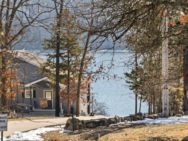 789 Breezy Point Lane, Kimberling City, US, MO