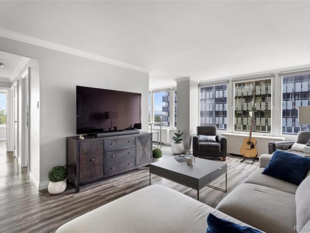789 N Clarkson Street # 605