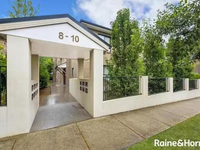 7/8 10 Ewart Street, Marrickville, NSW 2204