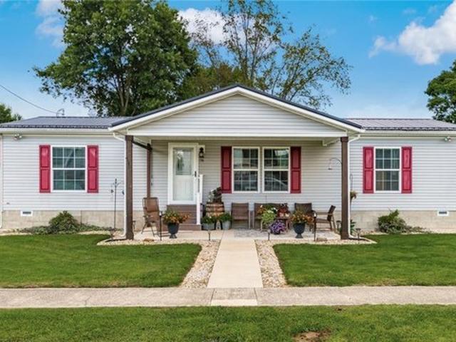 4th St, Frazeysburg, OH 43822
