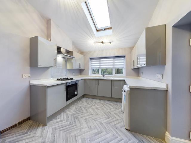 78 Watts Street, Manchester, M19 2TS, United Kingdom | 3 bed townhouse for rent #137933769 | Rentberry