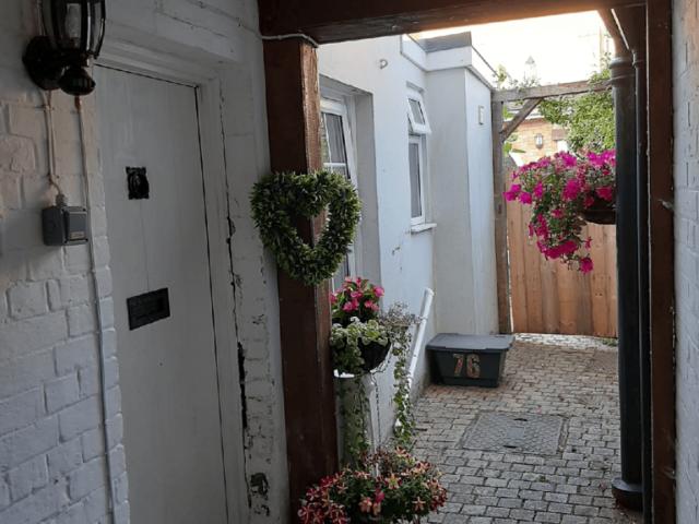 78 West Borough Road, BH21 1 bed lodge to rent £900 pcm £208 pw