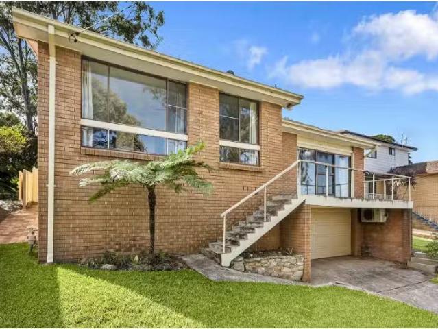 78 Beatus Street, Unanderra House for rent Listed by Tahlia S.