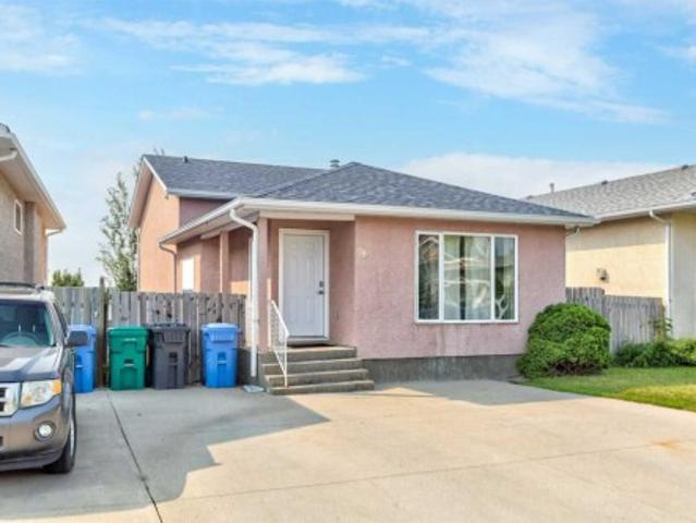 78 Chilcotin Road West, Lethbridge, AB, T1K 7H1 house for sale | Listing ID A2338 | Royal LePage