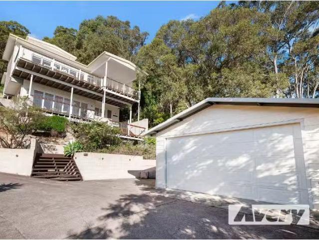 78 Coal Point Road, COAL POINT House for rent Listed by Prope.