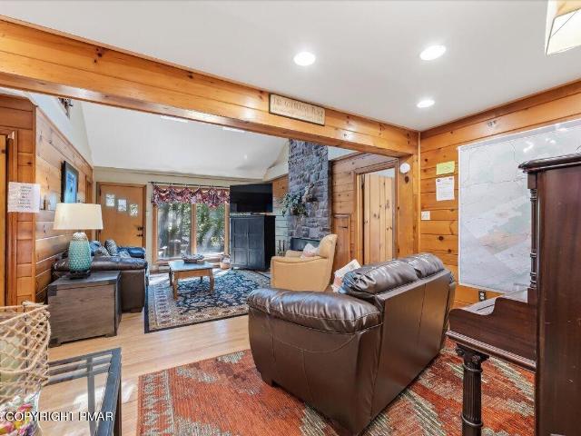 78 Crest Drive