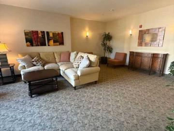 78 Eastwood Housing, LLC d/b/a Stonewood Studio Apartment for Rent at 78 Eastwood Dr, South Burlington, VT 05403 South Burlington South