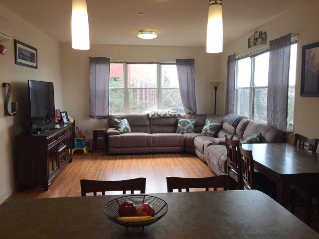 78 Eastwood Housing, LLC d/b/a Stonewood Studio Apartment for Rent at 78 Eastwood Dr, South Burlington, VT 05403 South Burlington South