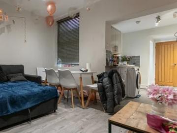 Empress Road L7 Liverpool, Kensington Liverpool, L7, North East Wales, Midlands