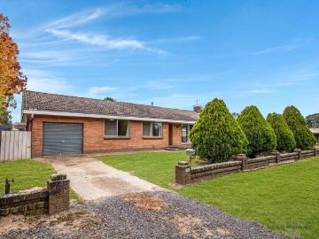 Braidwood, Jembaicumbene - Equipped kitchen