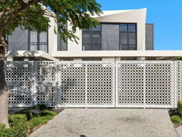 78 peninsula drive, robina qld for rent lj hooker