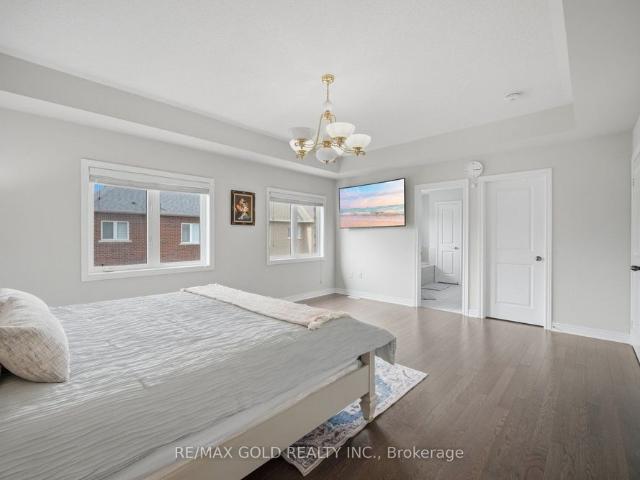 78 Pennycross Crescent, Brampton
