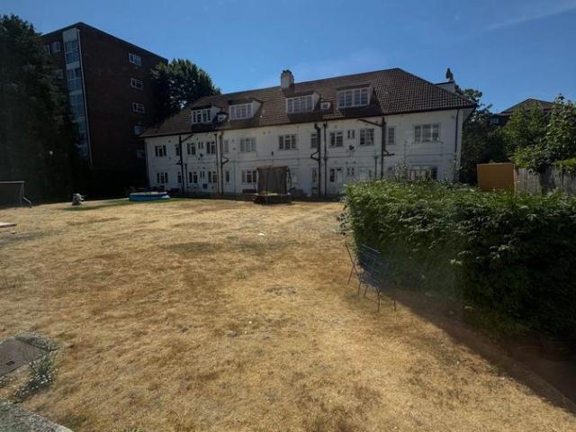 78, Princess Road BH12, 2 bed flat to rent, £1,200 pcm | PrimeLocation